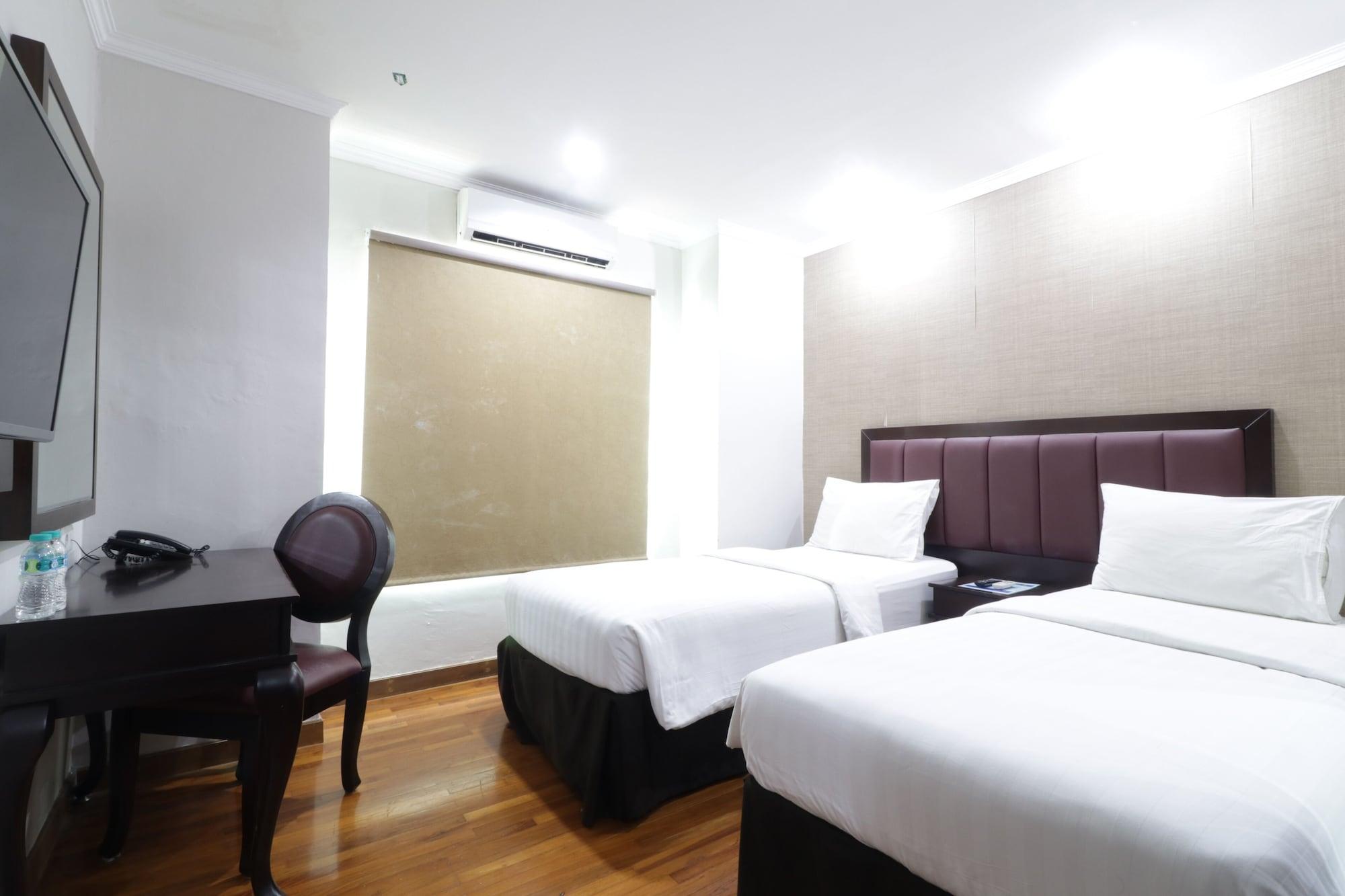 P Hotel Jakarta Ngoại thất bức ảnh