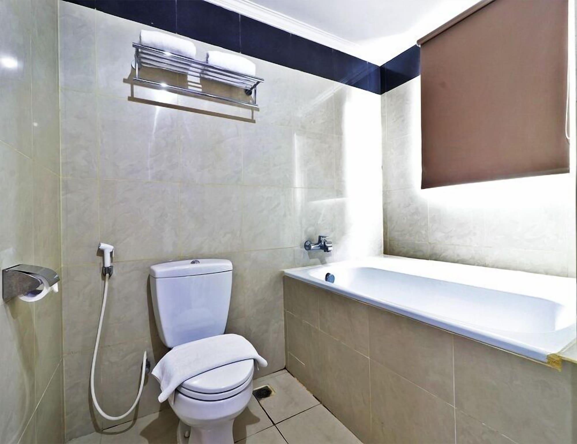 P Hotel Jakarta Ngoại thất bức ảnh