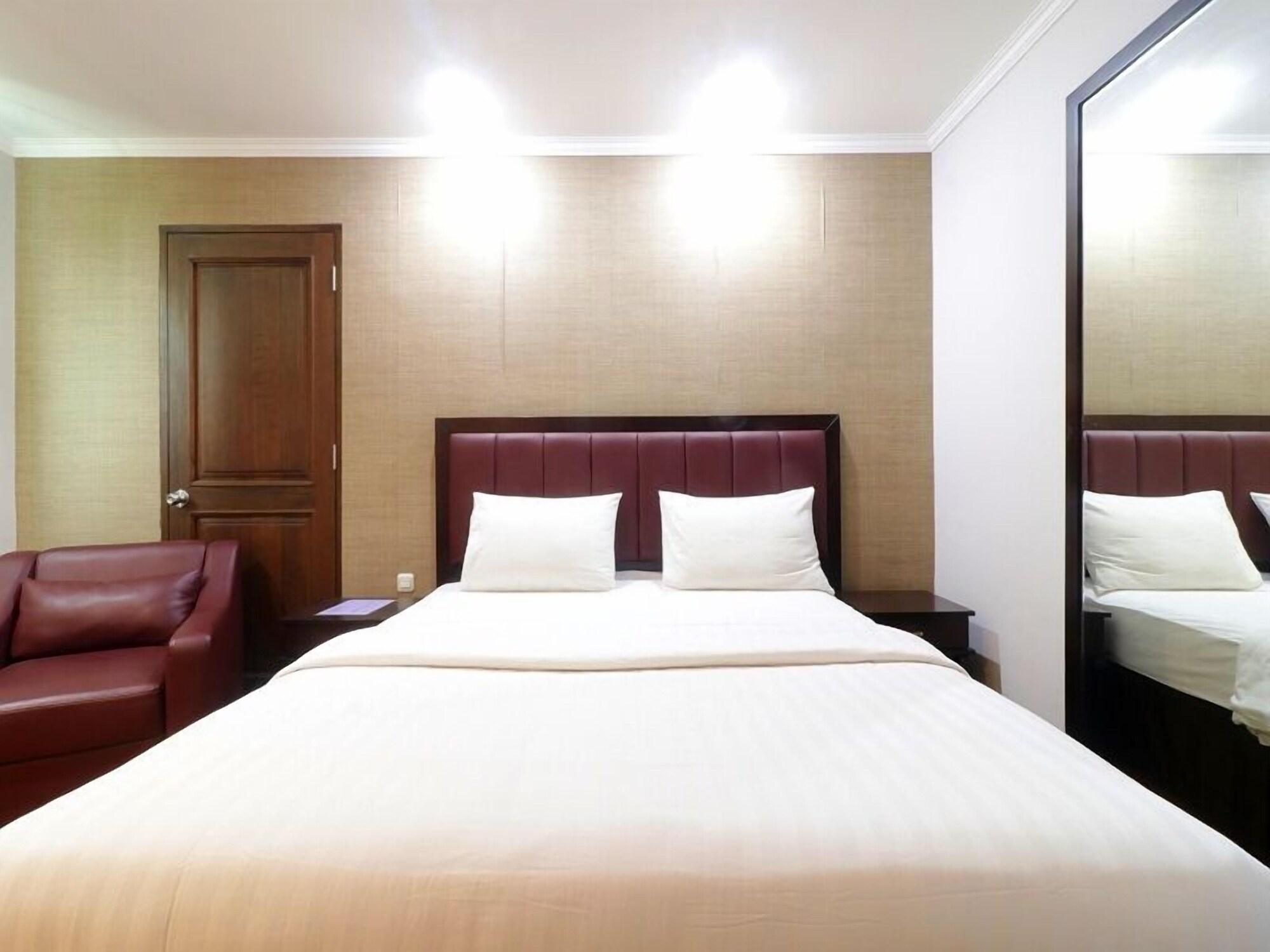 P Hotel Jakarta Ngoại thất bức ảnh