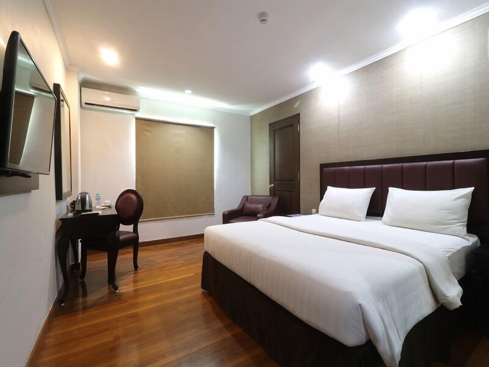 P Hotel Jakarta Ngoại thất bức ảnh