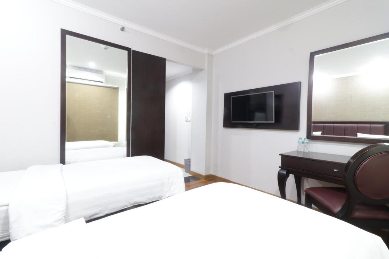 P Hotel Jakarta Ngoại thất bức ảnh